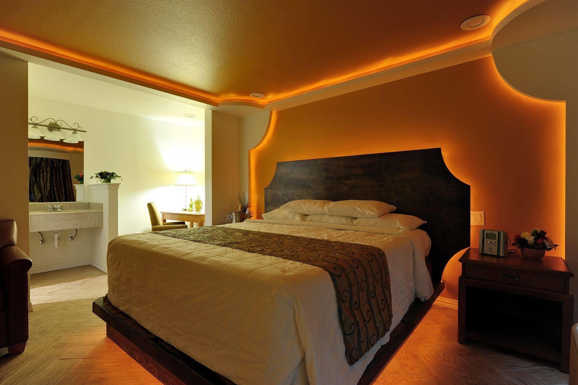 Romantic Inn & Suites Dallas Exteriör bild